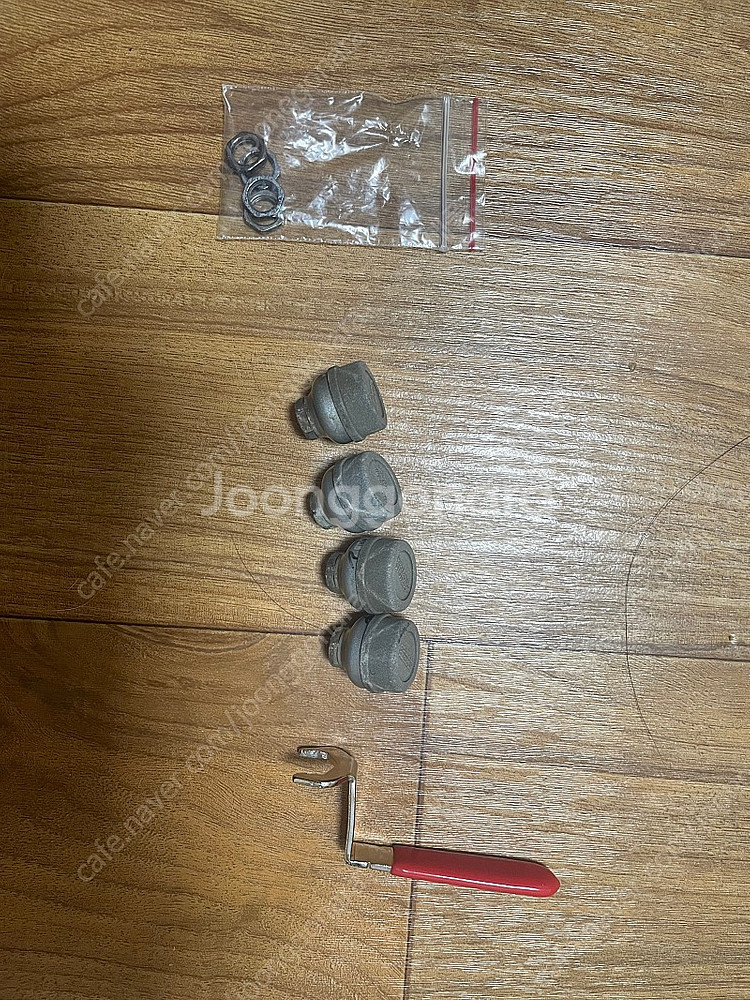 볼트로닉 tpms 타이어 센서 팝니다--0