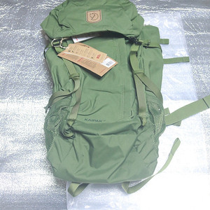 미사용 피엘라벤 카이팩 38 Fjallraven Kaipak 38 팝니다