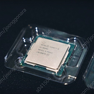 Intel I7 9700K + Intel I5 9600K (한국정발 정품.박스.스티커)