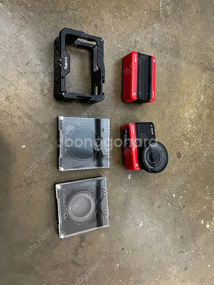 인스타 360 one r 1인치 + 스몰리그 전용 하드케이스 팝니다--1