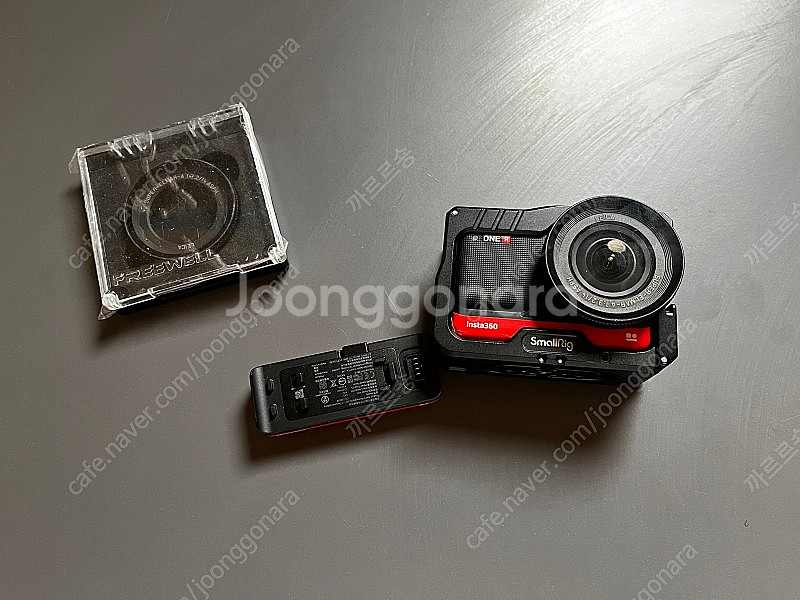 인스타 360 one r 1인치 + 스몰리그 전용 하드케이스 팝니다--0