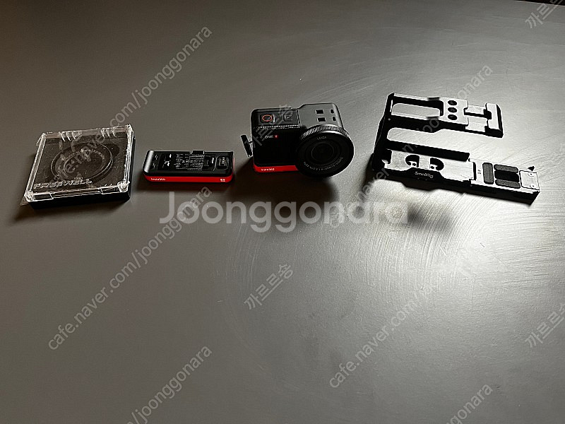 인스타 360 one r 1인치 + 스몰리그 전용 하드케이스 팝니다--2