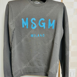 MSGM 남자 맨투맨 판매합니다