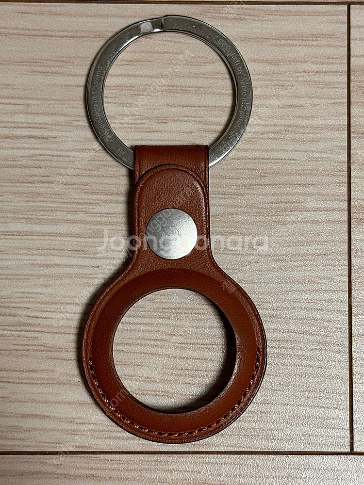 애플 에어태그 + 정품 레더키링 일괄 팝니다.--3