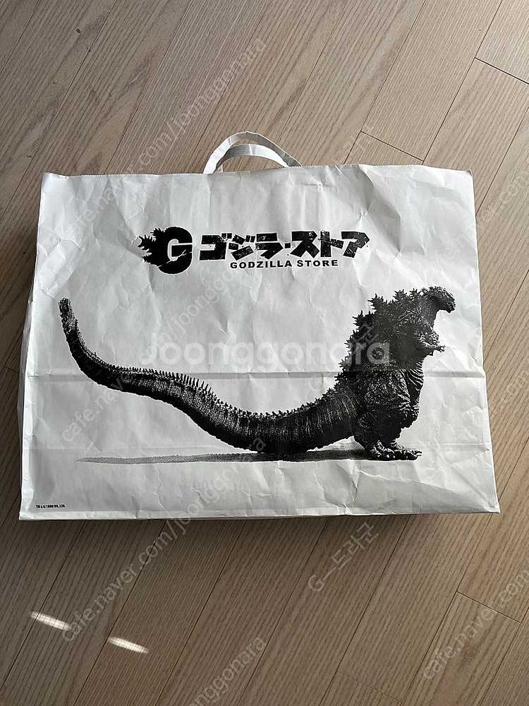 도쿄에서 구매한 고질라 티셔츠팝니다(정품) L사이즈이지...--3