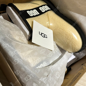 UGG 미국 어그 클리어 US7 우먼