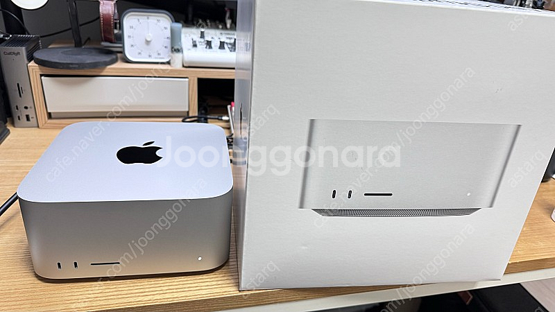 애플 맥스튜디오 M1 MAX 10코어 32GB / 24...--2