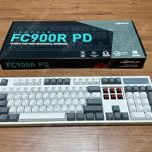 레오폴드 FC900R PD 화이트 그레이 한글 (적축)