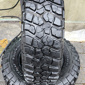 BFGoodrichMT 255 75 17 중고타이어 2본 판매합니다.