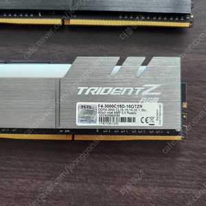 지스킬 트라이던트z DDR4 16GB
