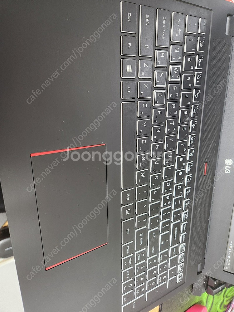 LG 게이밍 노트북 팝니다 15G870-XA70K--0