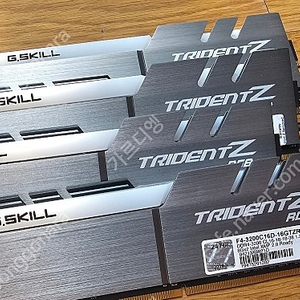 G.Skill TridentZ RGB DDR4-3200 CL16 8Gx4개 팝니다