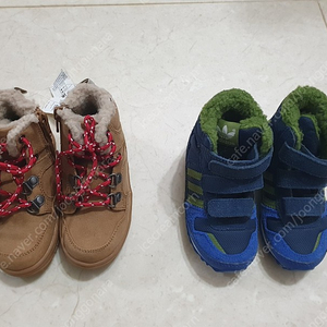 갭 GAP 부츠 새것과 아디다스 부츠 140