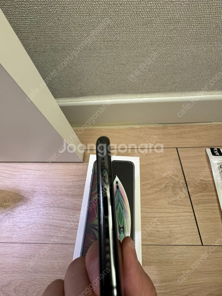 아이폰 XS MAX 64G 스페이스그레이(블랙) 팝니다...--4