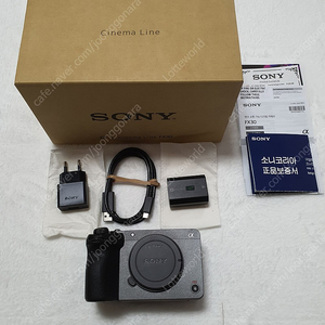 소니 FX30 , A6600 , PZ 10-20 G , E 30mm F3.5 Macro 팝니다. 1020G SEL30M35