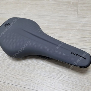 싱크로스 벨카라 로드 엠티비 자전거 안장 팝니다. 130mm