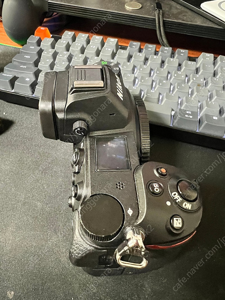 니콘 z6 전투형 판매합니다.--2