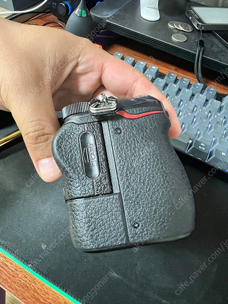 니콘 z6 전투형 판매합니다.--3