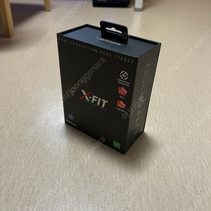 X-Fit 엑스핏 골전도 이어폰(블랙) 미사용