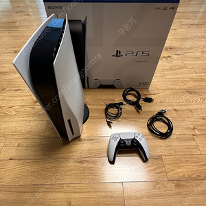 ps5 디스크 신공정 버전 판매합니다. 게임들도 판매해요