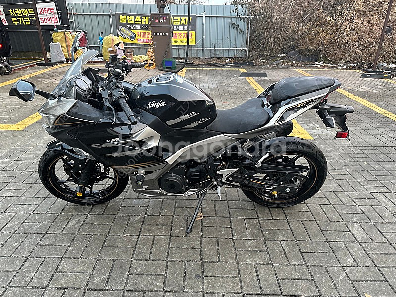 2019년식 가와사키 닌자 400 리미티드색상 판매함다--0