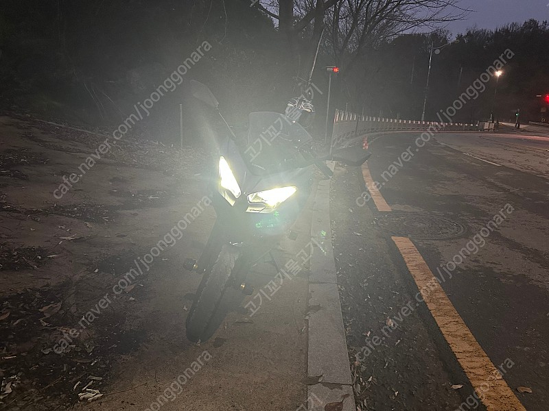 2019년식 가와사키 닌자 400 리미티드색상 판매함다 이미지