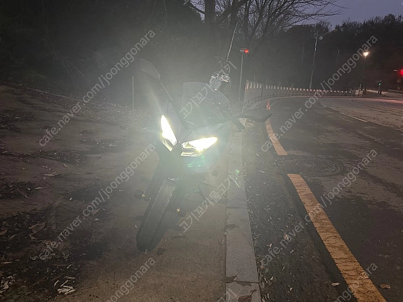 2019년식 가와사키 닌자 400 리미티드색상 판매함다 이미지
