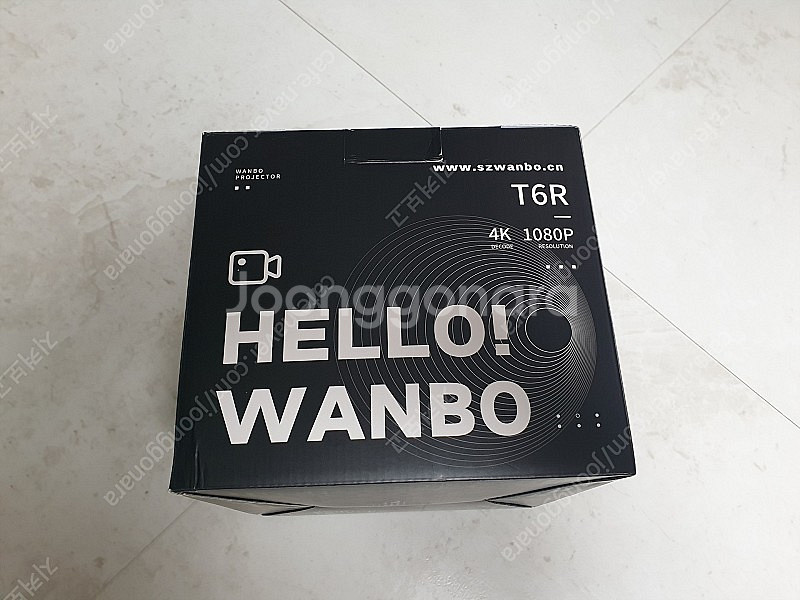 프로젝터 Wanbo T6R MAX 테스트만 해본거 팝니...--1
