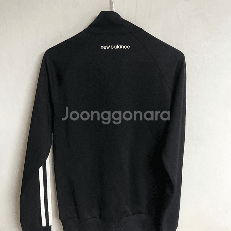 뉴발란스 남성 집업자켓(95)M 15000원--1
