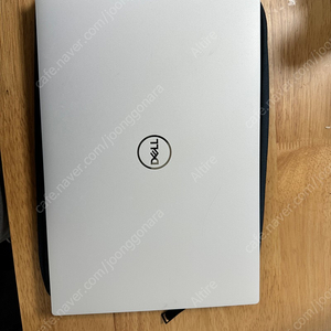 DELL XPS 9520 oled