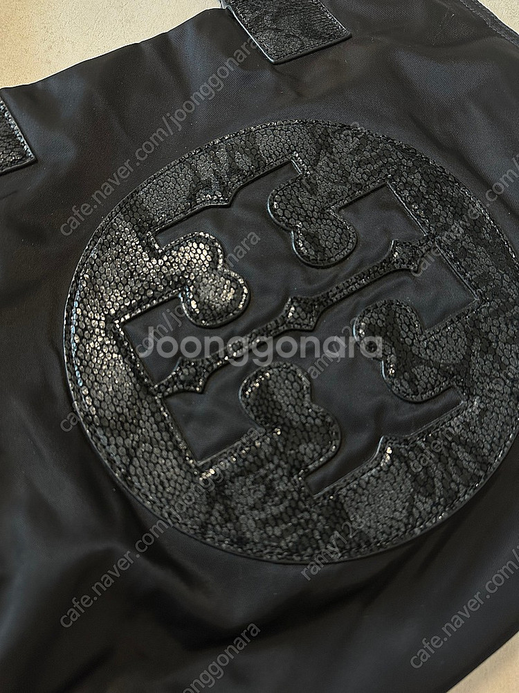 토리버치 엘라 뱀피 로고 토트백 라지--1