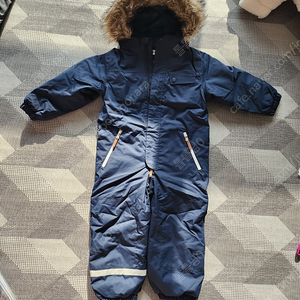 h&m 스키복 오버롤 us4~5y . 110
