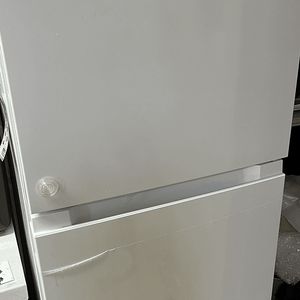 위니아 냉장고 314L 신품급 판매합니다.