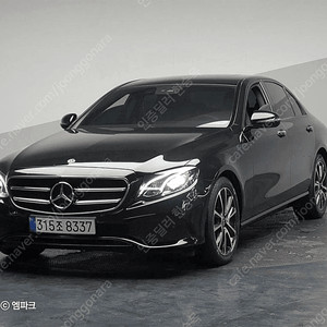 벤츠E클래스 W213 E250 아방가르드 (5인승)중고차 할부 리스 카드 중고차전액할부 저신용자 가능