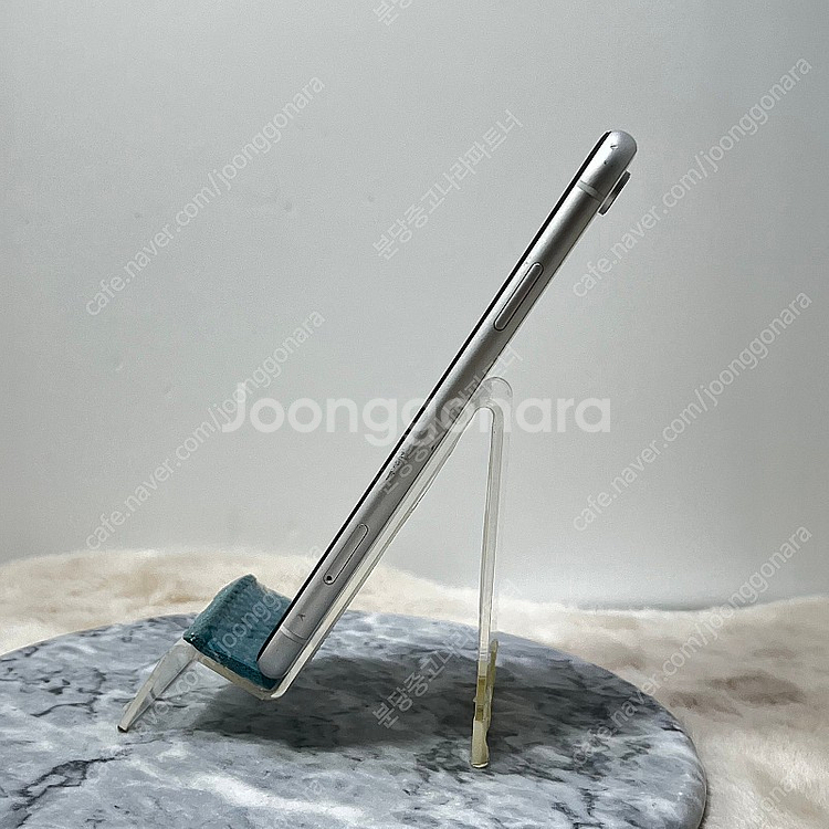 A급 아이폰XR 128G 화이트 25만원 (229)--6