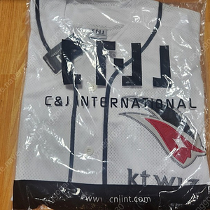 ​미개봉) 2. KT 위즈 야구유니폼 사이즈 105 판매합니다.​
