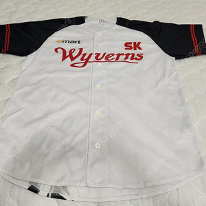 SK 와이번스 이마트 이벤트 유니폼 사이즈 105 판매합니다.​