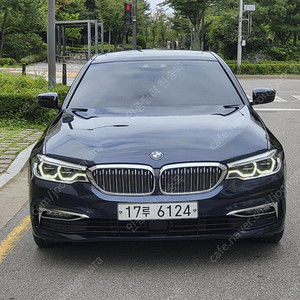 BMW5시리즈 (G30) 530i 럭셔리 플러스 (5인승)중고차 할부 리스 카드 저연령 저신용자 중고차할부 전액할부 승인