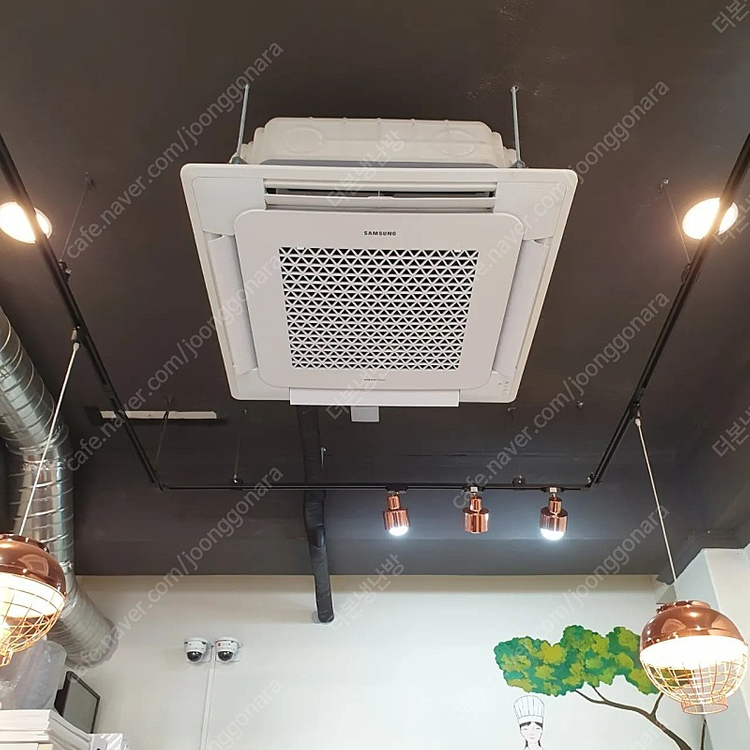 새것같은 중고 천장형 냉난방 시스템에어컨 15~40평 저렴하게 판매설치 합니다 이미지