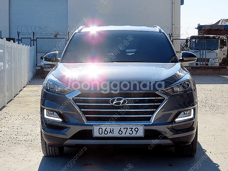 현대올뉴투싼 디젤 2.0 2WD 프리미엄중고차 할부 리...--0