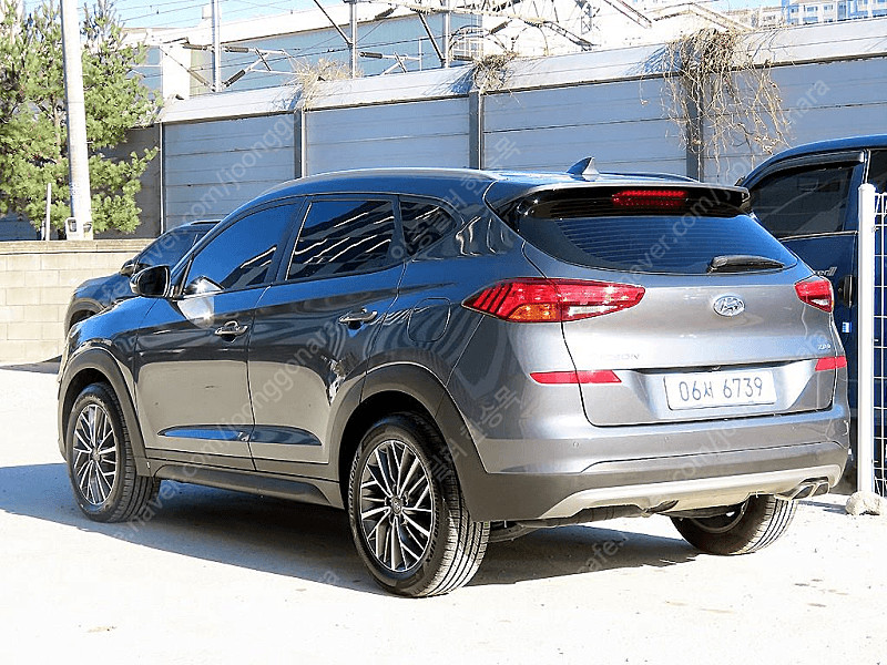 현대올뉴투싼 디젤 2.0 2WD 프리미엄중고차 할부 리스 카드 저신용자 저연령자 전액할부 승인 이미지