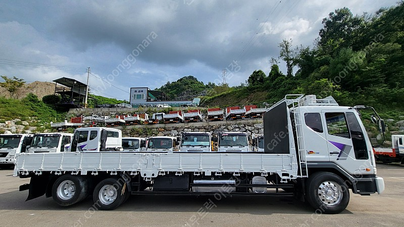 대우 노부스 후축 카고트럭 13년형 배출가스 3등급 7.5m 농기계 장비운반용 중고화물차 이미지