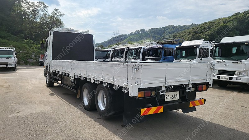 대우 노부스 후축 카고트럭 13년형 배출가스 3등급 7.5m 농기계 장비운반용 중고화물차 이미지