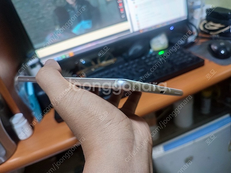 미디어패드 m6 8.4 LTE 팝니다. S급--0