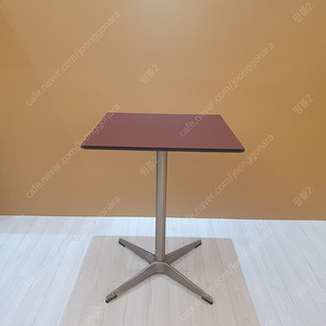 플랜트란스 600사각 페닉스 버건디(블랙엣지) 식탁테이블 카페테이블 상담테이블 1인테이블