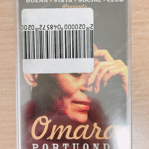 오마라 포루투온도 Omara Portuondo - Buena Vista Social Club Presents : Omara Portuondo (미개봉 카세트 테이프)