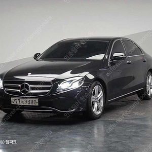 벤츠E클래스 W213 E220d 아방가르드 (5인승)중고차 할부 리스 카드 저연령 저신용자 전액할부 승인