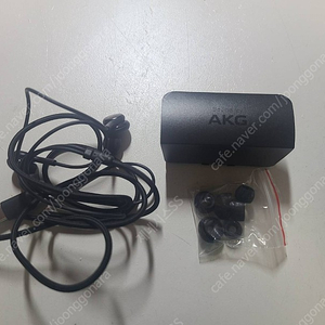 [팝니다] 삼성 C타입 이어폰 AKG 새거 1만5천원에 팝니다 사진有