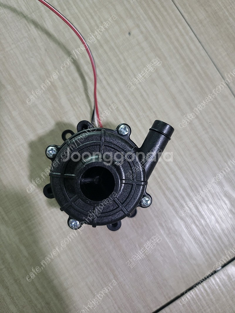 12V 0.7a 스팀보이 냉온수매트 워터펌프 팝니다--1
