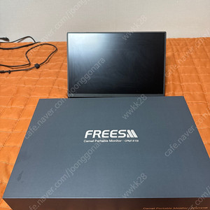 카멜 35.6cm FHD 프리즘 포터블 모니터 CPM1410I 팝니다.